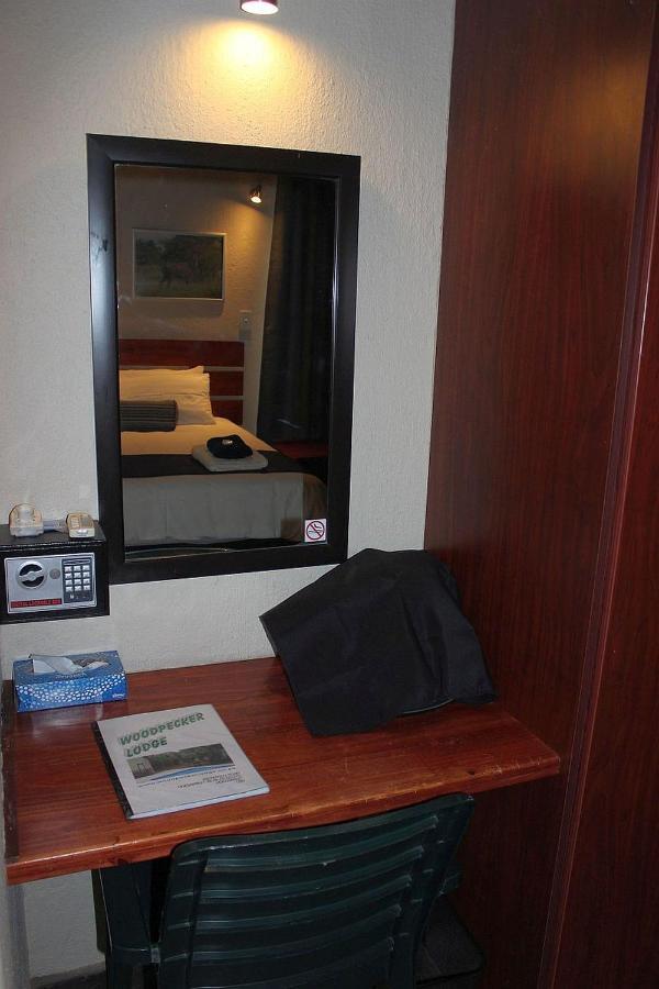 Woodpecker Lodge B&B Hoedspruit Ngoại thất bức ảnh